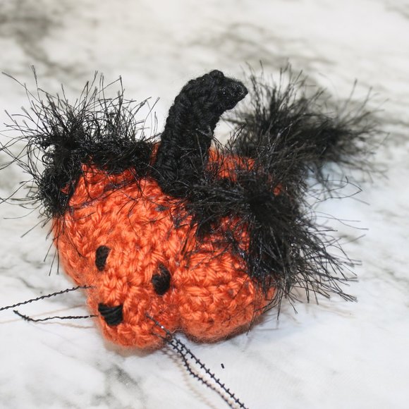 HAND CRAFTED Crochet Cat Pumpkin Stuffed Animal Fall Halloween Decor Orange - Picture 1 of 10